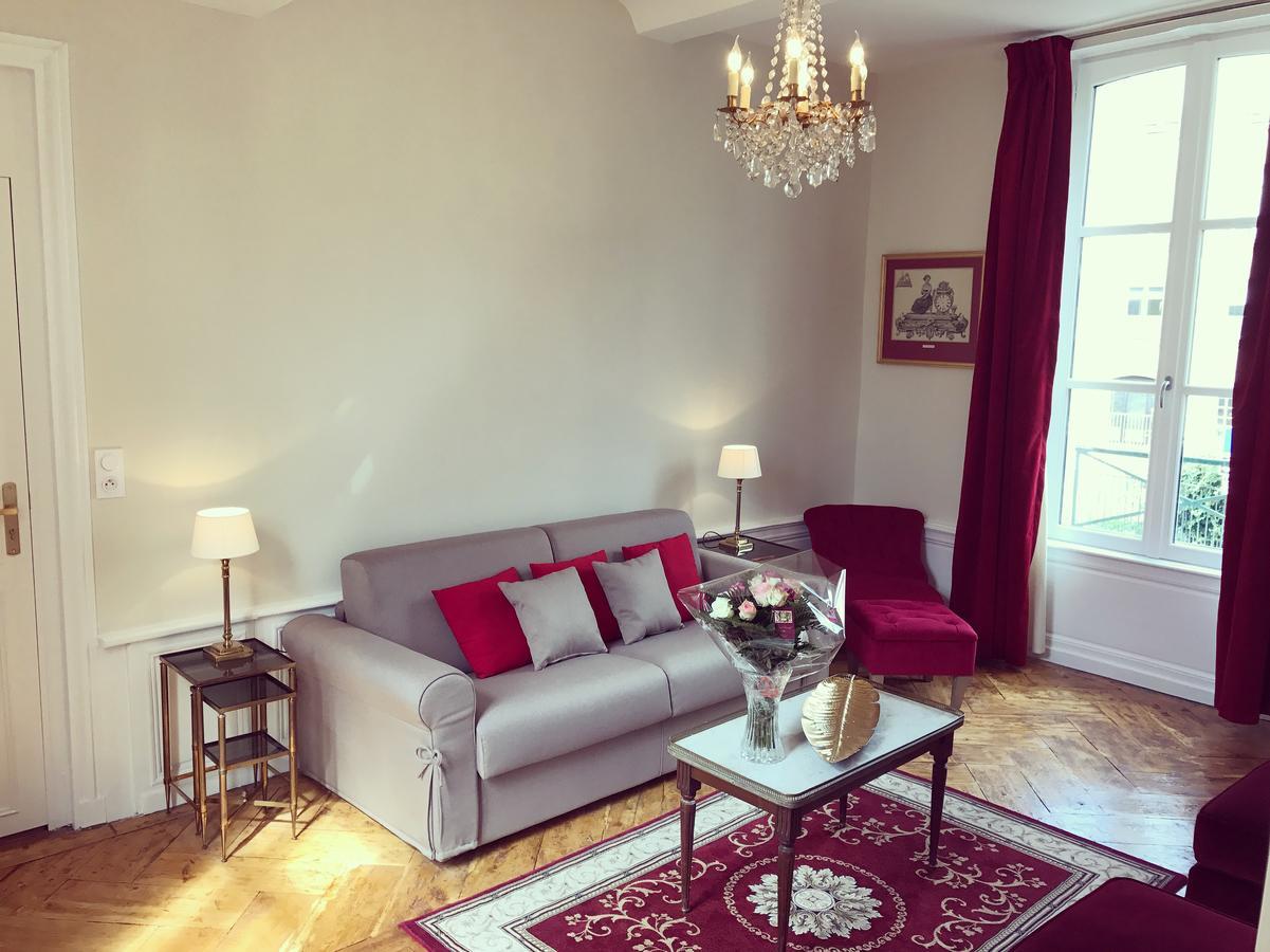 Le Tardif, Noble Guesthouse Bayeux Exteriör bild
