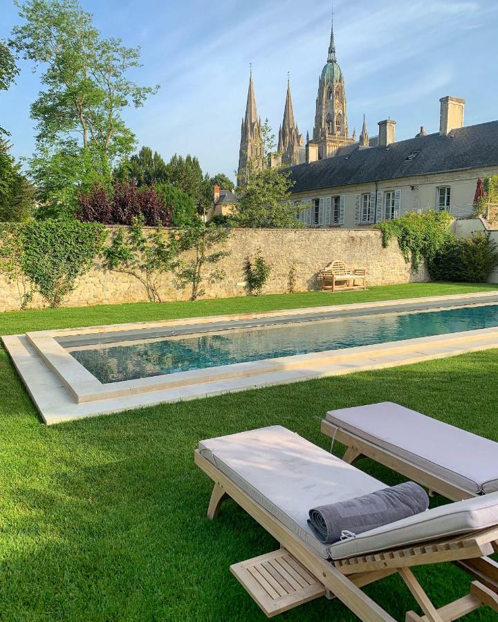 Le Tardif, Noble Guesthouse Bayeux Exteriör bild
